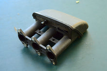 Charger l'image dans la galerie, F 40 HP Yamaha Mercury 67C-14440-00-00 SILENCER ASSY, INTAKE 2003 YamaMerc Four Stroke 3 Cyl