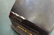 Load image into Gallery viewer, 50 40 hp Evinrude 284138 Johnson 0284138 ENGINE COVER Two Stroke