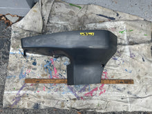 Charger l'image dans la galerie, 200 225 hp Johnson 344806 0344806 LOWER COVER Port 0439773 439773 LOWER & SEAL Stbd Evinrude Two Stroke Venom Gray