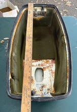 Load image into Gallery viewer, 50 40 hp Evinrude 284138 Johnson 0284138 ENGINE COVER Two Stroke