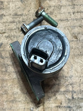 Charger l'image dans la galerie, BF 250 225 200 hp Honda 36550-zy3-003 intake EAC Valve assy FOUR STROKE pre1997-2007+
