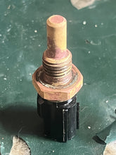 Charger l'image dans la galerie, f 90 hp Yamaha THERMOSENSOR 67F-85790-00-00 four stroke some 75 80 100 115 hp compatibility
