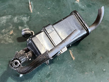 Cargar imagen en el visor de la galería, f 90 hp Yamaha intake CANISTER 69J-24170-00-00 four stroke 2005-2018 some compatibility 200 225 250 300 350 hp
