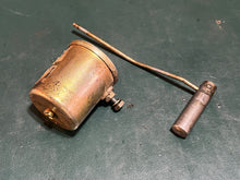 Cargar imagen en el visor de la galería, 35 - 20 hp Force Mercury 89-889273 SOLENOID, F391926-1 CHOKE PLUNGER, 89-889273 F460925 ROD chrysler 1976-1990
