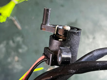 Charger l'image dans la galerie, f 90 75 hp Yamaha TRIM SENDER 67H-83672-00-00 four stroke 2004-2008 some compatibility 115 130 150 175 200 225 250 300 hp
