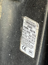Cargar imagen en el visor de la galería, 25 hp Mercury midsection DRIVESHAFT HOUSING 3532-825218T7 ADAPTOR PLATE 825228A17 SWIVEL 3427-830104T1 Replaced by 3410-82740
