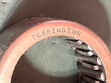 Cargar imagen en el visor de la galería, 15 20 25 hp Mercury UPPER CRANKSHAFT ROLLER BEARING 31-85114T two stroke Torrington db-47750

