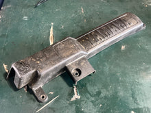 Cargar imagen en el visor de la galería, f 115 hp Yamaha YAMAHA OEM CYLINDER HEAD COVER  2 67F-11192-00-00 four stroke 2000-2004 compatibility with some 75 80 90 100 
