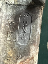 Charger l'image dans la galerie, sold ebay june2025——Mercury 816954-c OEM carrier with bearing
