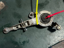 Cargar imagen en el visor de la galería, 115 130 hp Yamaha MAGNETO CONTROL LEVER 6E5-41632-01-94 6E5-41631-01-1S 6E5-41632-02-1S 6E5-41631-01-94, MAGNETO CONTROL ROD 
