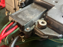 Charger l'image dans la galerie, 200 175 150 hp Yamaha HPDI 68F-81960-00-00 VOLTAGE RECTIFIER &amp; REGULATOR, FUSE BOX 68F-82170-01-00, 68F-81948-00-00 BRACKET t
