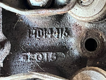 Cargar imagen en el visor de la galería, sold ebay aug2025——5.0 5.7 Liter OMC 1989 cylinder head #1 3853852 985431 Valve Cover 0986748 volvo
