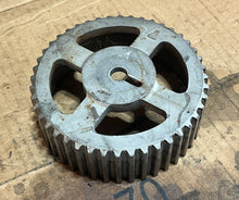 Charger l'image dans la galerie, f 115 100 90 75 hp Yamaha 67F-11537-00-00 PULLEY DRIVEN GEAR 1999-2011
