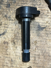 Charger l'image dans la galerie, BF 200 225 250 hp Honda 30520-ZX2-003 ignition coil pre1997-2007+ four stroke
