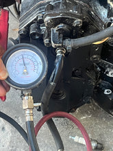 Cargar imagen en el visor de la galería, 140 hp Evinrude Johnson v4 Looper CYLINDER CRANKCASE ASSY 0432407 0437405 0438029 0438796 TWO STROKE powerhead 1989 good cold
