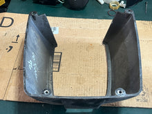 Charger l'image dans la galerie, 90 120 hp Force 819955 TRIM COVER cowl apron midsection 1995-97 TWO STROKE
