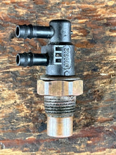 Charger l'image dans la galerie, 150 hp Mercury THERMAL AIR VALVE vacuum 814612 Two Stroke v6  1991-2005 some 105-200 hp
