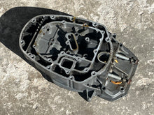 Charger l'image dans la galerie, BF 50 40 hp Honda PRIMARY GEAR engine holder CASE KIT, 04231-ZV5-000ZA four stroke 2000-07
