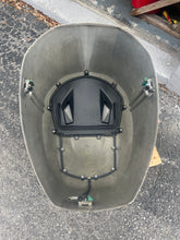 Cargar imagen en el visor de la galería, LOCAL PICK UP ONLY - f 225 hp Yamaha 69J-42610-00-8D TOP COWLING Engine Cover four stroke 2002-2010 - NO SHIPPING
