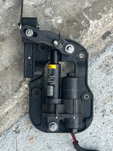 Load image into Gallery viewer, Mercury SHIFT ACTUATOR 8M0007030 verado Mercruiser 8M0026721 864289007 864289006 864289005
