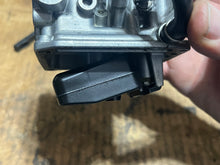 Charger l'image dans la galerie, 90 75 hp Yamaha carburetor set 6H107 two stroke 1992-2003 without linkages 6H1-14302-07-00 6H1-14301-07-00 6H1-14303-07-00
