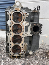 Charger l'image dans la galerie, f 115 hp Yamaha CYLINDER HEAD ASSY 6EK-11110-00-9S four stroke f115xb 2014-2027
