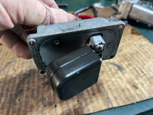 Cargar imagen en el visor de la galería, 40 50 hp Tohatsu Nissan VAPOR SEPARATOR TANK vst two stroke TLDI 2001-2005
