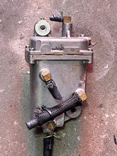 Cargar imagen en el visor de la galería, 50 40 hp Tohatsu Nissan vst VAPOR SEPARATOR tank 3T5101500 two stroke 2002-2011 some 70 90 hp compatibility
