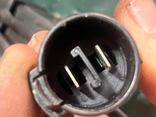 Charger l'image dans la galerie, pulled apr2026—-70 60 50 hp Johnson Evinrude TRIM HARNESS CONTROL CABLE  0584177 584178 two stroke 1991-1995
