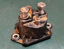 Load image into Gallery viewer, 35 25 hp Force Mercury F460917 Starter RELAY two stroke 1975-89 OEM Chrysler compatible
