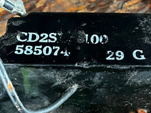 Cargar imagen en el visor de la galería, 50 hp Johnson Evinrude CDI POWER PACK 585074 two stroke 2 cylinder 5000014 584908 some 25 -50 hp
