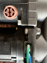 Load image into Gallery viewer, MFS 50 40 hp Tohatsu PTT tilt &amp; trim motor &amp; pump assy 3Z5771800 3Z5771900 3Z577 FOUR STROKE 2015
