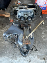 Cargar imagen en el visor de la galería, vf 90 hp Yamaha UPPER CASING 6EK-45111-00-8D, EXHAUST GUIDE 6EK-41137-01-00, MUFFLER 6FP-14711-00-CA, BRACKET CLAMPS 6EK-4311
