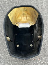 Charger l'image dans la galerie, PARTS 150 hp Evinrude e-tec UPPER MOTOR engine COVER 0285631 two stroke 2007+
