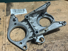 Charger l'image dans la galerie, DF 60 70 HP Suzuki 31911-99e00 Starter Bracket 1998-2009 four stroke
