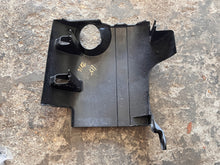 Cargar imagen en el visor de la galería, f 115 hp Yamaha CYLINDER HEAD COVER #2 6EK-11192-00-00 four stroke 2013-2021 some 130 hp compatibility
