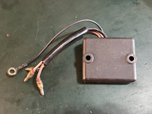 Cargar imagen en el visor de la galería, Mercury Rev Limiter Module 821889A40 two stroke 144-1889-51
