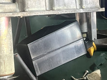 Load image into Gallery viewer, 250 hp Yamaha OX66 VST FLOAT CHAMBER W TOP 66K-14980-00-00 &amp; FUEL PUMP 67H-13907-00-00 Two Stroke v6 150 - 225 hp 1999-2003
