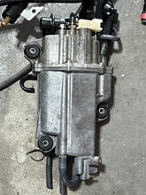 Load image into Gallery viewer, f 90 75 hp Yamaha vst FLOAT CHAMBER 6D8-14180-20-00 PUMP 6C5-13907-00-00 COOLER 6C5-21841-00-00 four stroke 2005-2011
