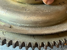 Charger l'image dans la galerie, DT 25 30 hp Suzuki FLYWHEEL 32102-95D00  F3T443 two stroke 1988-2000
