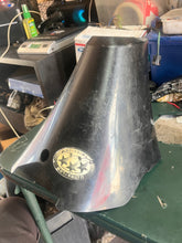 Cargar imagen en el visor de la galería, MFS 9.8 8 hp Tohatsu Nissan 3V1Q612250 cowl APRON four stroke 2004-2024
