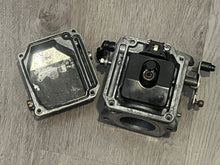 Charger l'image dans la galerie, 70 hp Yamaha CARBURETOR 3 bottom 6H3-14303-0A-00 TWO STROKE 1992-2003
