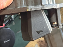 Cargar imagen en el visor de la galería, f 60 Yamaha 6C5-14180-22-00 FLOAT CHAMBER ASSY vst 2015-2020 50 60 hp TESTED, 6C5-13906-01-00 PRESSURE REGULATOR
