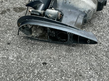 Charger l'image dans la galerie, f 150 hp Yamaha XCA 25”MIDSECTION UPPER CASING 6DA-45111-00-8D SWIVEL 64E-43311-20-8D EXHAUST 63P-41137-04-CA four stroke 201
