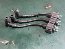 Charger l'image dans la galerie, BF 25 30 hp Honda 30500-ZV7-003 IGNITION COIL ASSY nla 1997-2000
