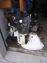 Charger l'image dans la galerie, 2022 Df30, 25 hp suzuki four stroke parts motor w good compression
