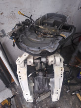 Cargar imagen en el visor de la galería, DF150 A Suzuki 25 inch clean parts motor- lower, trim, top cowl, ecu
