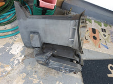 Charger l'image dans la galerie, 60 70 yamaha two stroke midsection 84-93
