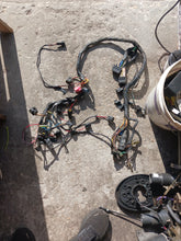Cargar imagen en el visor de la galería, 225 250 yamaha 76 degree VX 1994-1995 engine wiring harness
