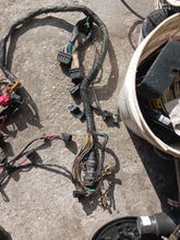 Cargar imagen en el visor de la galería, 225 250 yamaha 76 degree VX 1994-1995 engine wiring harness
